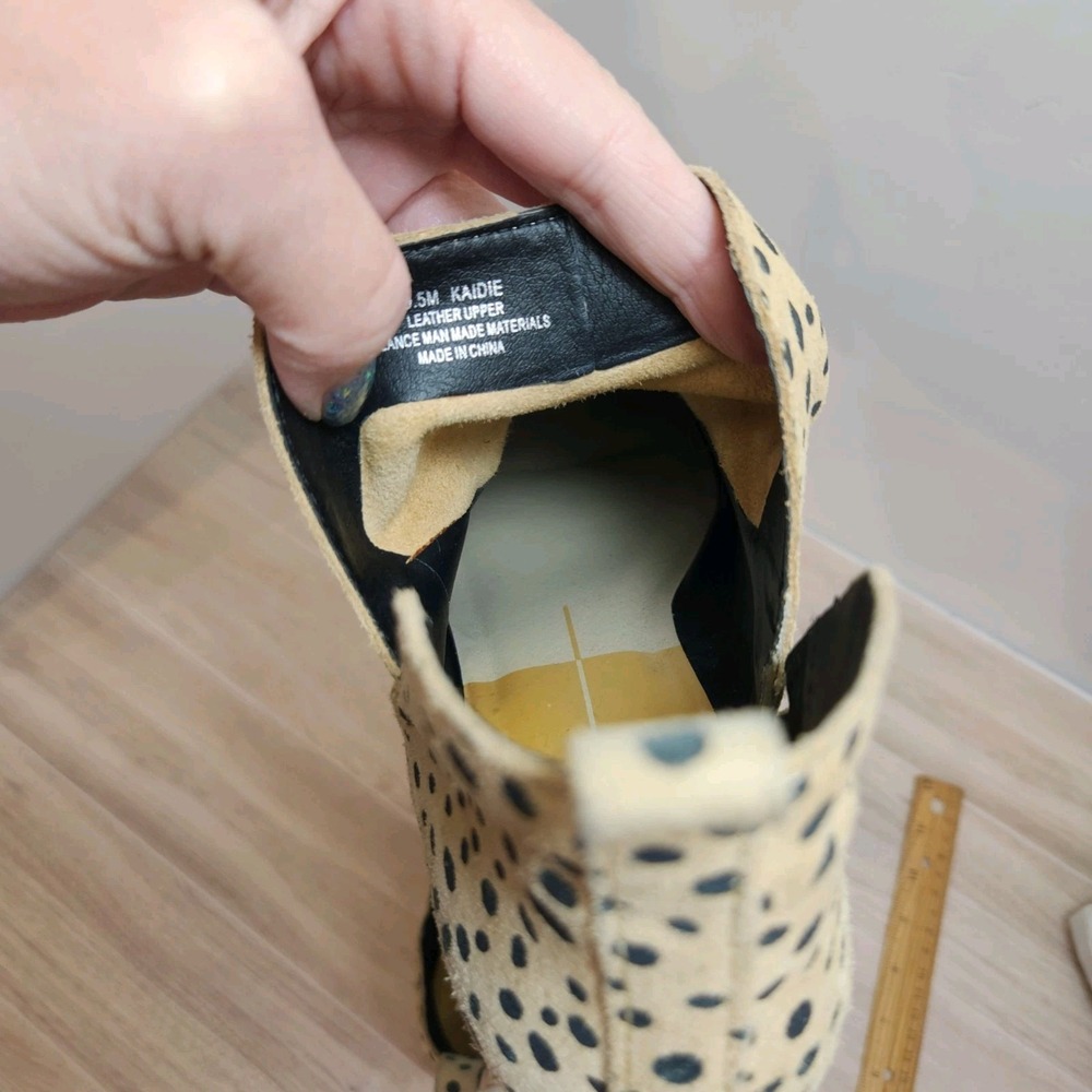Dolce Vita Kaidie Suede Spotted Ankle Booties Size 9.5 - Picture 7 of 9